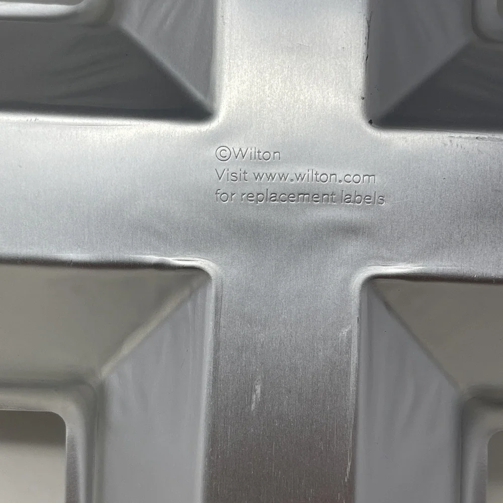 Lot Of 2 Wilton Cake Pans Book Bible And Cross